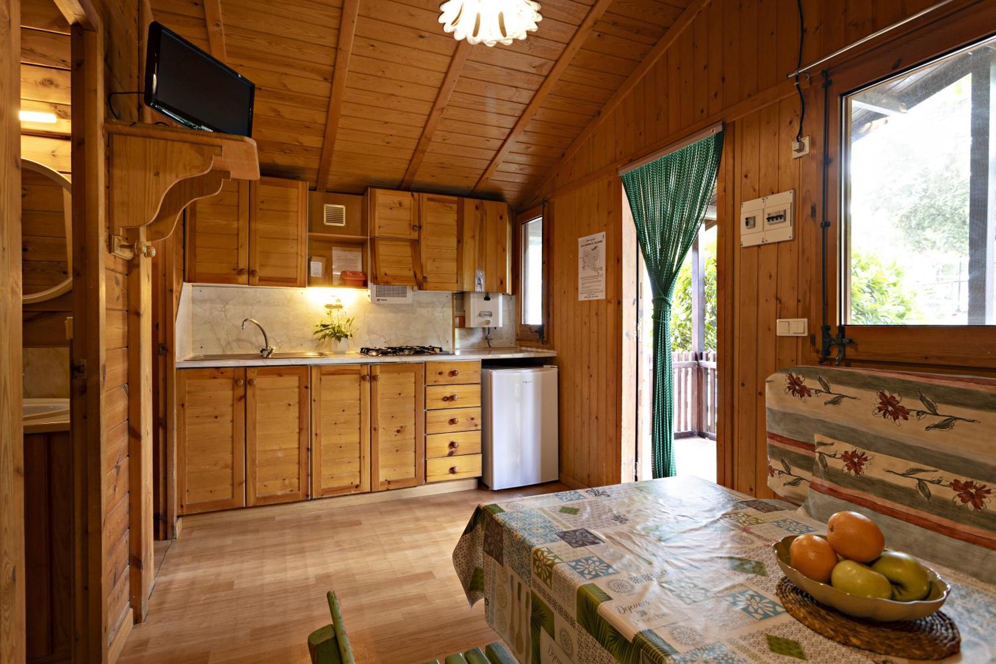 Bungalows - Camping El Solsones Solsona Ngoại thất bức ảnh
